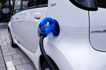Leasing voiture électrique fonctionnaire en LOA ou LLD : conseils et simulation