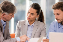 Quelles différences entre un agent contractuel et un fonctionnaire ?