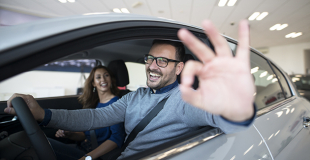 Fonctionnaire : faut-il choisir la LOA ou la LLD pour son leasing auto ?